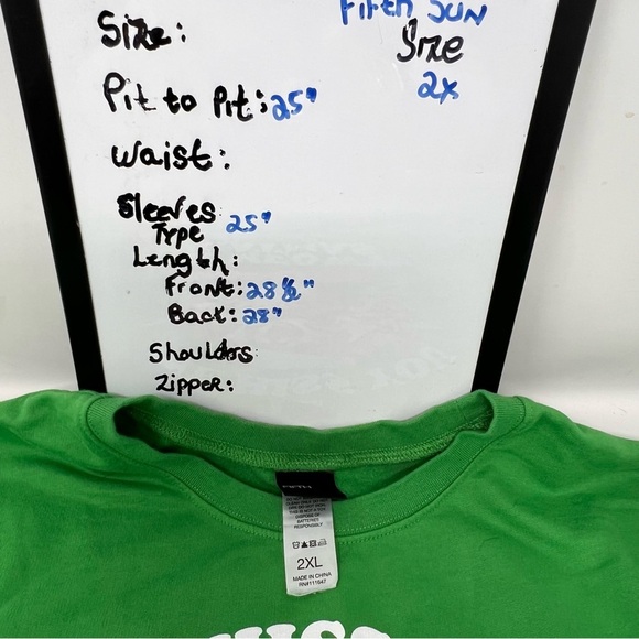 Fifth Sun We Hiss You a Meowy Catmas Green Crewneck Sweatshirt Size 2XL Cat Lady - Picture 6 of 14